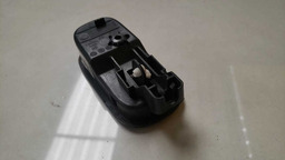 MAÇANETA INTERNA ESQUERDA FIAT MOBI 2015 A 2019 (2)