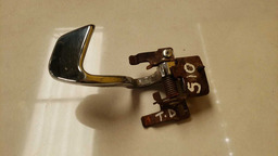 MAÇANETA INTERNA TRASEIRA DIREITA GM S10 1995 A 2009