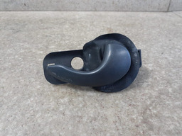 MAÇANETA INTERNA LADO DIREITO FIAT PALIO 1996