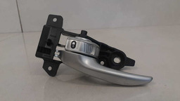 MAÇANETA INTERNA TRASEIRA ESQUERDA JEEP RENEGADE 2015 A 2018