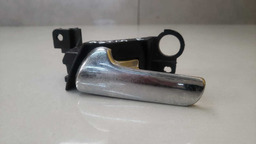 MAÇANETA INTERNA TRASEIRA ESQUERDA GM ASTRA 1999 A 2012