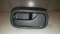 MAÇANETA INTERNA DIREITA FIAT MOBI 2015 2016 2017 2018 2019