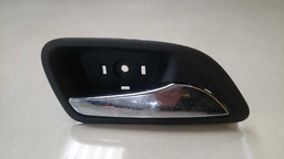 MAÇANETA INTERNA DIANTEIRA DIREITA GM CRUZE 2012 A 2016 (2)