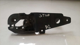 MAÇANETA INTERNA TRASEIRA DIREITA FIAT STILO 2008 (2)