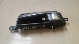 MAÇANETA INTERNA TRASEIRA ESQUERDA SENTRA 2008 A 2013 (4)