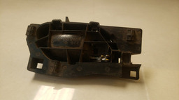 MAÇANETA INTERNA ESQUERDA CITROEN C4 PALLAS 2007 A 2013 (4)