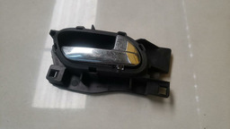 MAÇANETA INTERNA DIREITA PEUGEOT 208 2014 A 2018 (3)