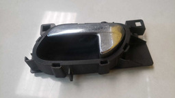 MAÇANETA INTERNA ESQUERDA PEUGEOT 308 2010 A 2015