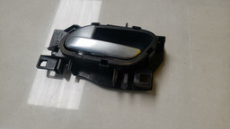 MAÇANETA INTERNA ESQUERDA CITROEN C3 2013 A 2019 (6)