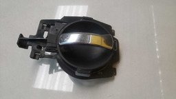 MAÇANETA INTERNA ESQUERDA CITROËN C3 2008 A 2013 (6)