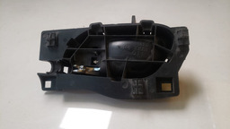 MAÇANETA INTERNA DIREITA PEUGEOT 208 2014 A 2018