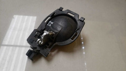 MAÇANETA INTERNA DIREITA CITROEN C3 2008 A 2013 (2)