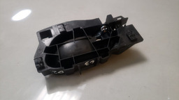 MAÇANETA INTERNA DIREITA CITROEN C3 2013 A 2019 (2)