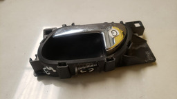 MAÇANETA INTERNA ESQUERDA CITROEN C3 2013 A 2019 (4)