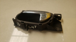 MAÇANETA INTERNA ESQUERDA CITROEN C4 PALLAS 2007 A 2013 (2)