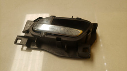 MAÇANETA INTERNA ESQUERDA CITROEN C4 PALLAS 2007 A 2013 (2)