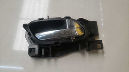 MAÇANETA INTERNA DIREITA CITROEN AIRCROSS 2013 A 2019 (4)