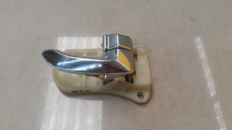 MACANETA INTERNA TRASEIRA DIREITA HYUNDAI AZERA 2010