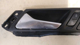 MAÇANETA INTERNA D. ESQUERDO VW JETTA TSI 2012 A 2015