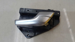 MAÇANETA INTERNA TRASEIRA D. RANGE ROVER EVOQUE 2012 A 2015