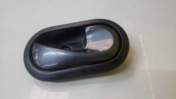 MAÇANETA INTERNA LADO DIREITO RENAULT LOGAN 2008 A 2013 (6)