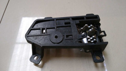 MAÇANETA INTERNA DIREITO KIA SPORTAGE 2011-2012