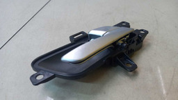 MAÇANETA INTERNA TRASEIRA DIREITA HYUNDAI CRETA 2.0 2017