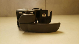 MAÇANETA INTERNA DIANTEIRA E NISSAN FRONTIER 2008 A 2015