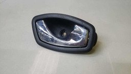 MAÇANETA INTERNA DIREITA RENAULT FLUENCE 2011 A 2017 (4)