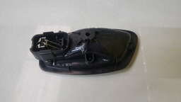 MAÇANETA INTERNA DIREITA RENAULT CAPTUR 2017 A 2020 (2)