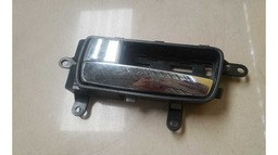 MAÇANETA INTERNA DIANTEIRA ESQUERDA SENTRA 2008 A 2013 (4)