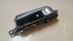 MAÇANETA INTERNA DIANTEIRA ESQUERDA SENTRA 2008 A 2013 (4)