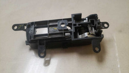 MAÇANETA INTERNA DIANTEIRA ESQUERDA SENTRA 2008 A 2013 (4)