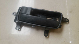 MAÇANETA INTERNA DIANTEIRA ESQUERDA SENTRA 2008 A 2013 (2)