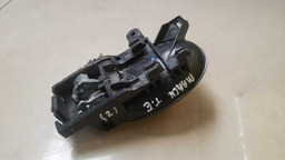 MAÇANETA INTERNA TRASEIRA ESQUERDA MARCH 2012 A 2019 (2)