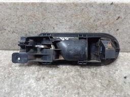 MAÇANETA INTERNA DIANTEIRA DIREITA VW PASSAT 2000 ORIGINAL