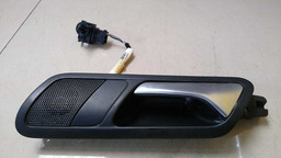 MAÇANETA INTERNA PORTA TRAS. ESQUERDO VW PASSAT VARIANT 2010