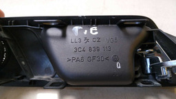 MAÇANETA INTERNA PORTA TRAS. ESQUERDO VW PASSAT VARIANT 2010