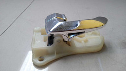 MAÇANETA INTERNA PORTA TRASEIRA ESQUERDA HYUNDAI AZERA 2010