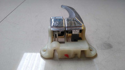 MAÇANETA INTERNA PORTA TRASEIRA ESQUERDA HYUNDAI AZERA 2010