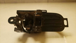 MAÇANETA INTERNA TRASEIRA ESQUERDA NISSAN LIVINA 2008 A 2013