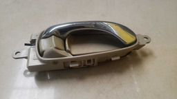 MAÇANETA INTERNA TRASEIRA DIREITA NISSAN MURANO 2008