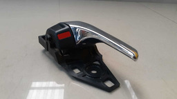 MAÇANETA INTERNA DIANTEIRA DIREITA TOYOTA RAV4 2013