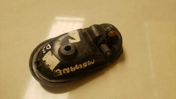 MAÇANETA INTERNA DIREITA RENAULT MEGANE 2007 A 2013 (3)