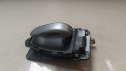 MAÇANETA INTERNA DIANTEIRA E CITROEN XSARA 1999 A 2006