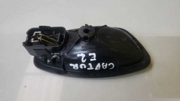 MAÇANETA INTERNA ESQUERDA RENAULT CAPTUR 2017 A 2020 (2)