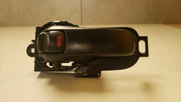 MAÇANETA INTERNA DIANTEIRA E. NISSAN LIVINA 2008 A 2013 (2)