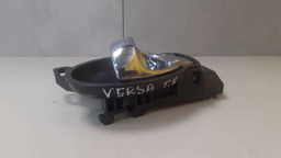 MAÇANETA INTERNA TRASEIRA ESQUERDA NISSAN VERSA 2013 1.6