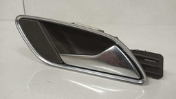 MAÇANETA INTERNA TRASEIRO DIREITO AUDI Q3 2013 2014