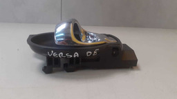 MAÇANETA INTERNA  DIANTEIRA ESQUERDA VERSA 1.6 2013